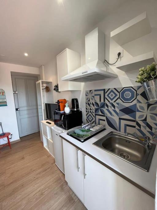 Apartamento Sanary Sunset Votre Cocon Au Coeur Du Port Exterior foto