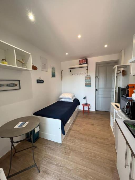 Apartamento Sanary Sunset Votre Cocon Au Coeur Du Port Exterior foto