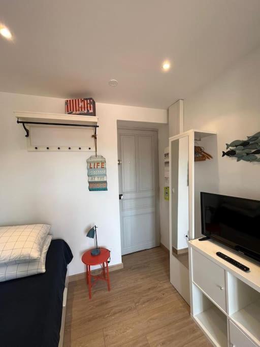 Apartamento Sanary Sunset Votre Cocon Au Coeur Du Port Exterior foto